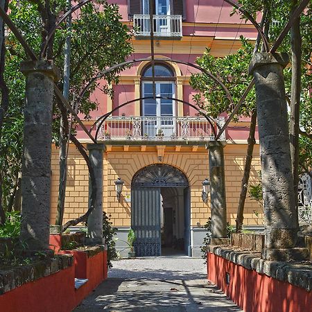 The Secret Garden Relais Otel Piano di Sorrento Dış mekan fotoğraf
